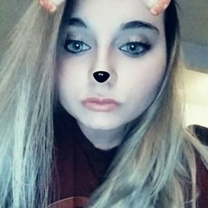 Meet your Posher, Kimaela